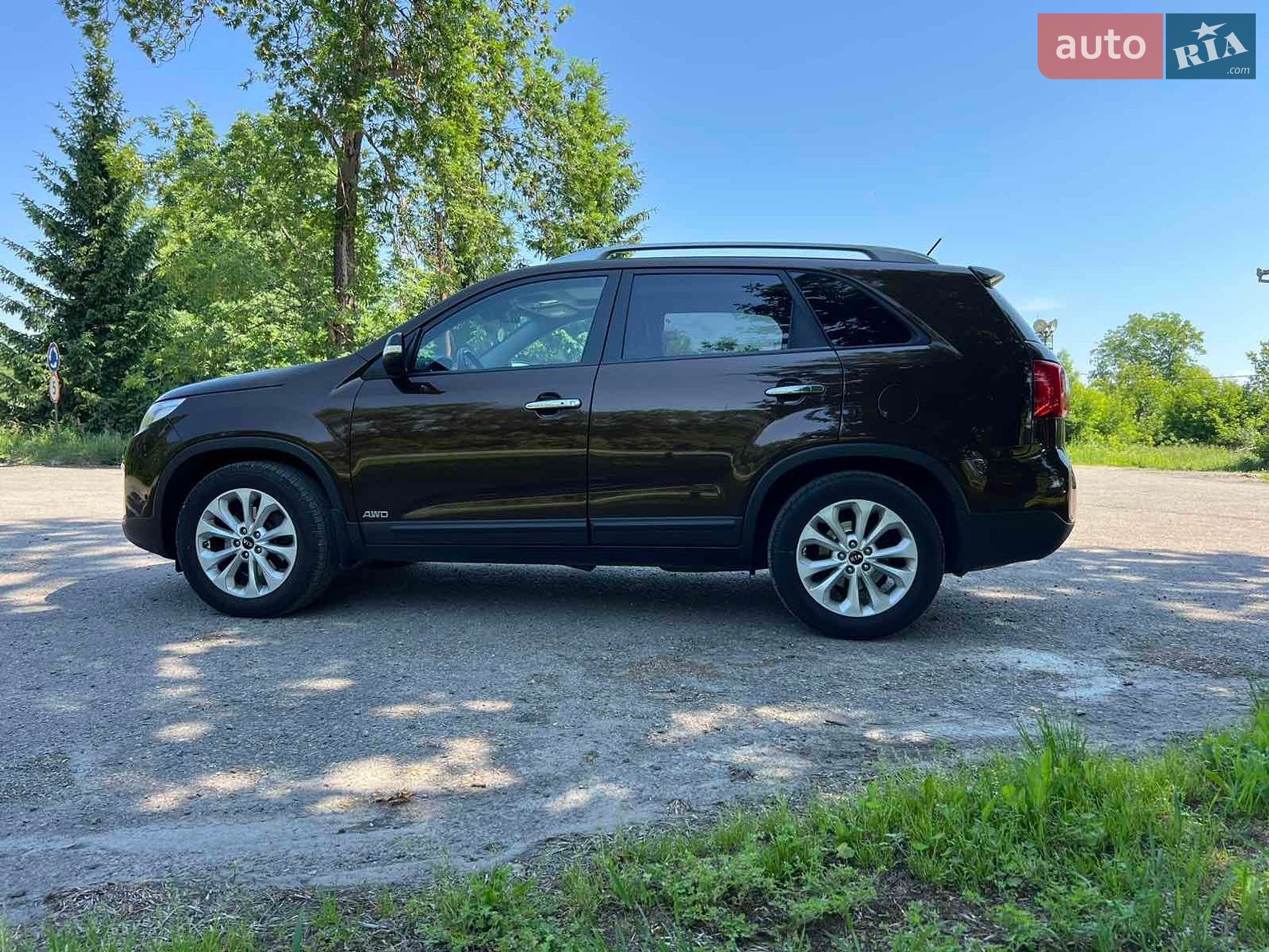 Kia Sorento 2013 VIN KNAKU814DD5359753 фото оголошення 12 з 15