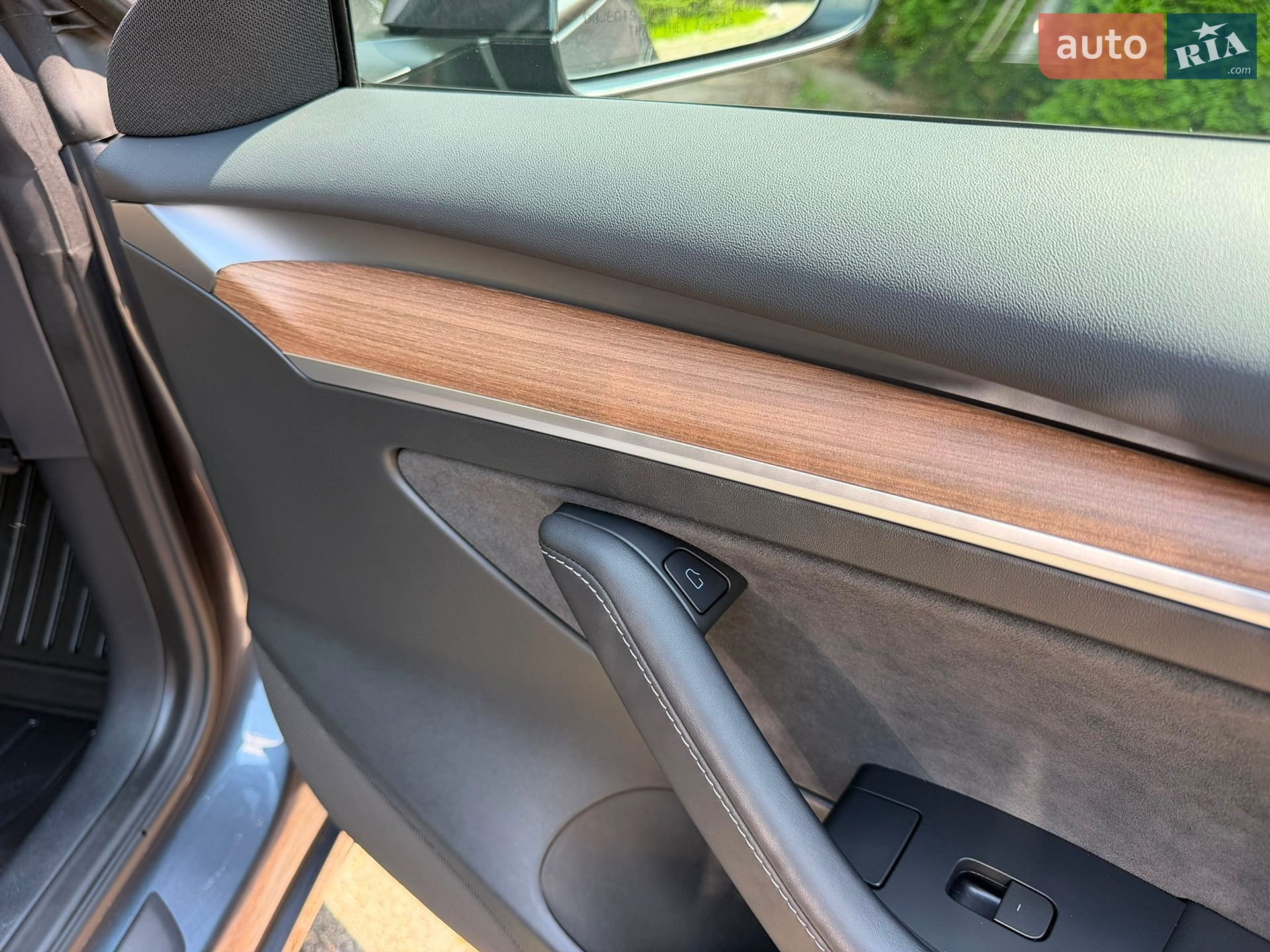 Tesla Model 3 2023 VIN 5YJ3E1EB7PF681140 фото оголошення 40 з 60