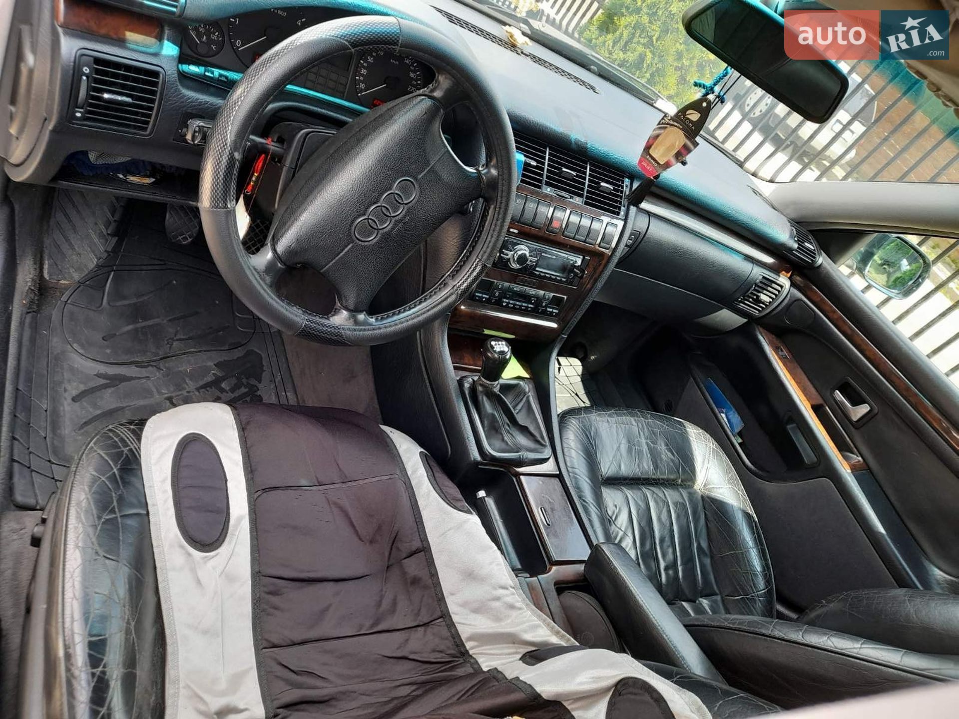 Audi A8 1997 VIN WAUZZZ4DZVN014620 фото оголошення 3 з 10