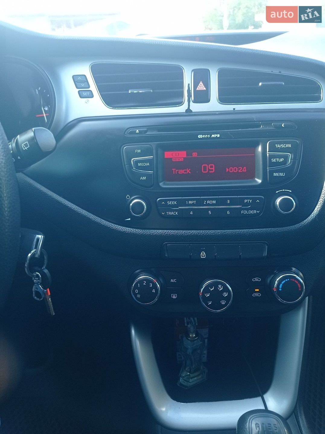 KIA Ceed 2013 VIN Y6DHM511AEL113899 фото оголошення 15 з 36