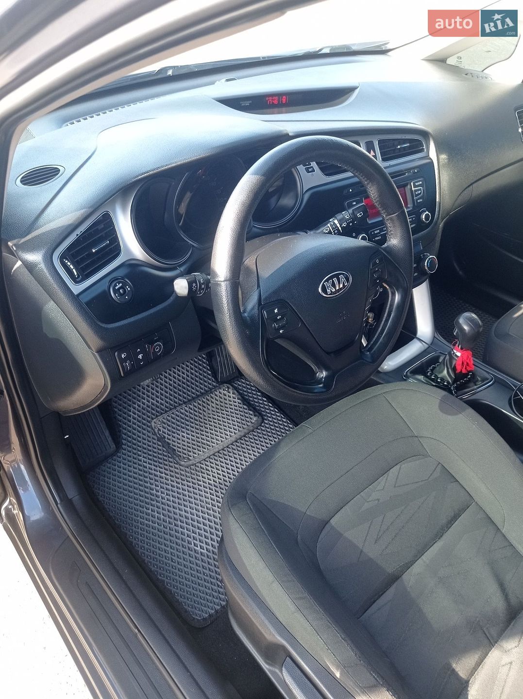 KIA Ceed 2013 VIN Y6DHM511AEL113899 фото оголошення 19 з 36