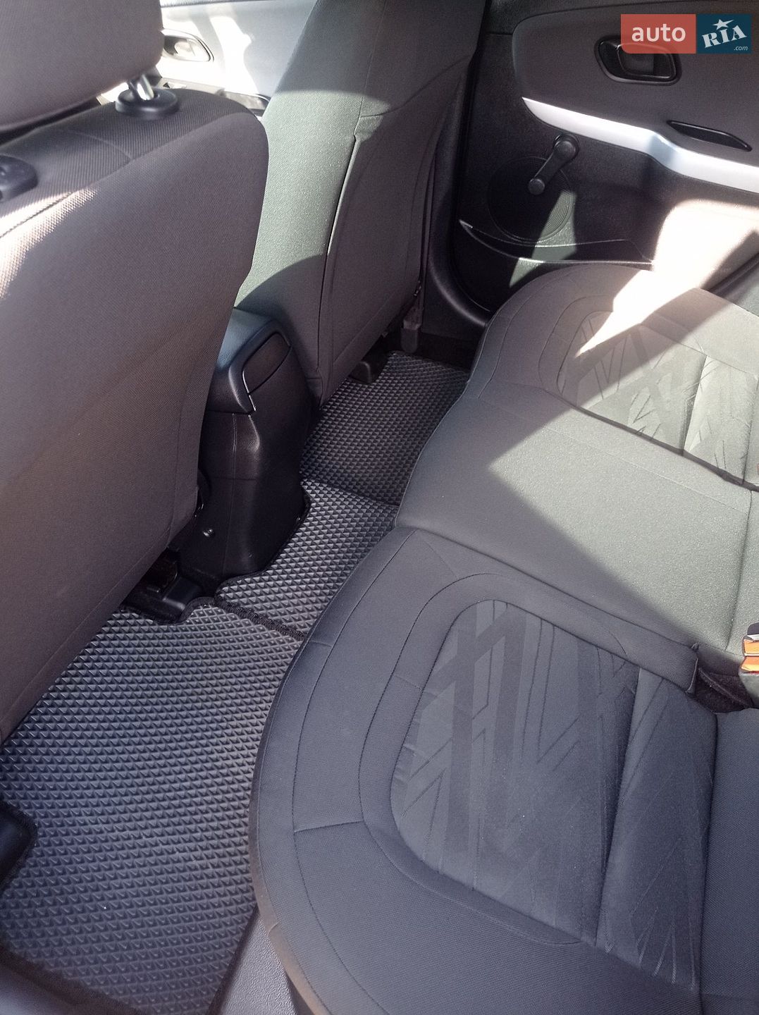 KIA Ceed 2013 VIN Y6DHM511AEL113899 фото оголошення 21 з 36