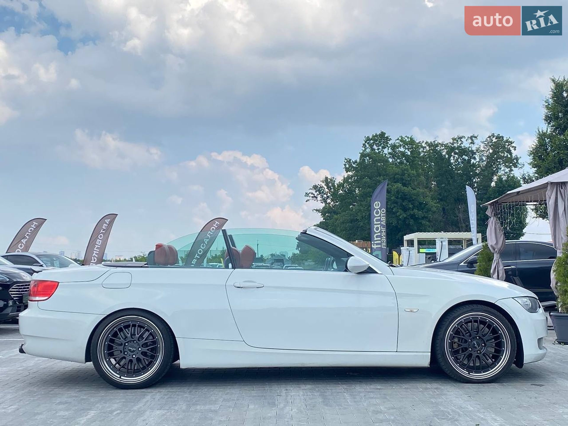BMW 3 Series 2008 VIN WBAWL73518PX55174 фото оголошення 10 з 48