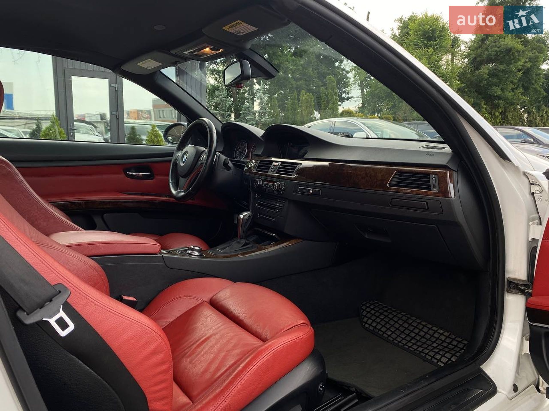 BMW 3 Series 2008 VIN WBAWL73518PX55174 фото оголошення 29 з 48