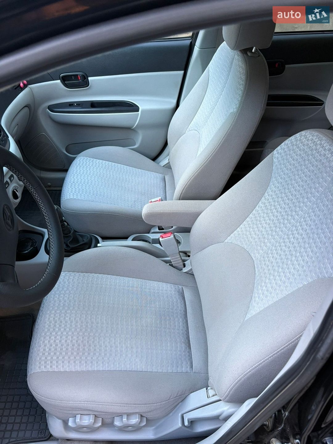Hyundai Accent 2008 VIN Y6LCM41AP8L206439 фото оголошення 10 з 16