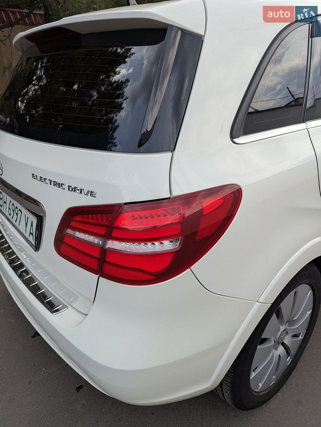Mercedes-Benz B-Class 2015 VIN WDDVP9AB8FJ006319 фото оголошення 11 з 20