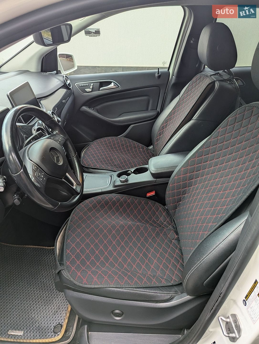 Mercedes-Benz B-Class 2015 VIN WDDVP9AB8FJ006319 фото оголошення 13 з 20