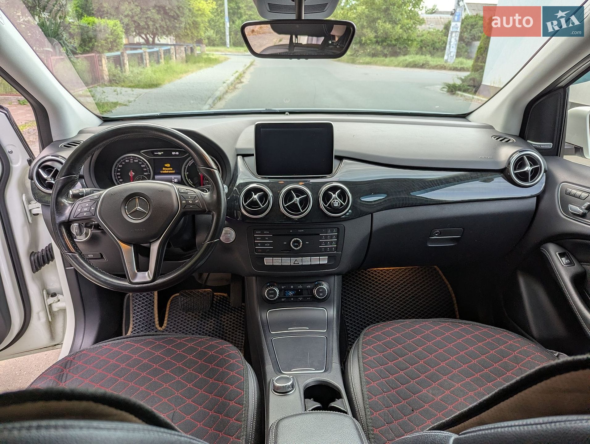 Mercedes-Benz B-Class 2015 VIN WDDVP9AB8FJ006319 фото оголошення 17 з 20