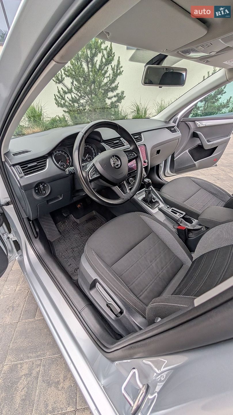 Skoda Octavia 2017 VIN TMBAG7NE4J0007791 фото оголошення 24 з 30