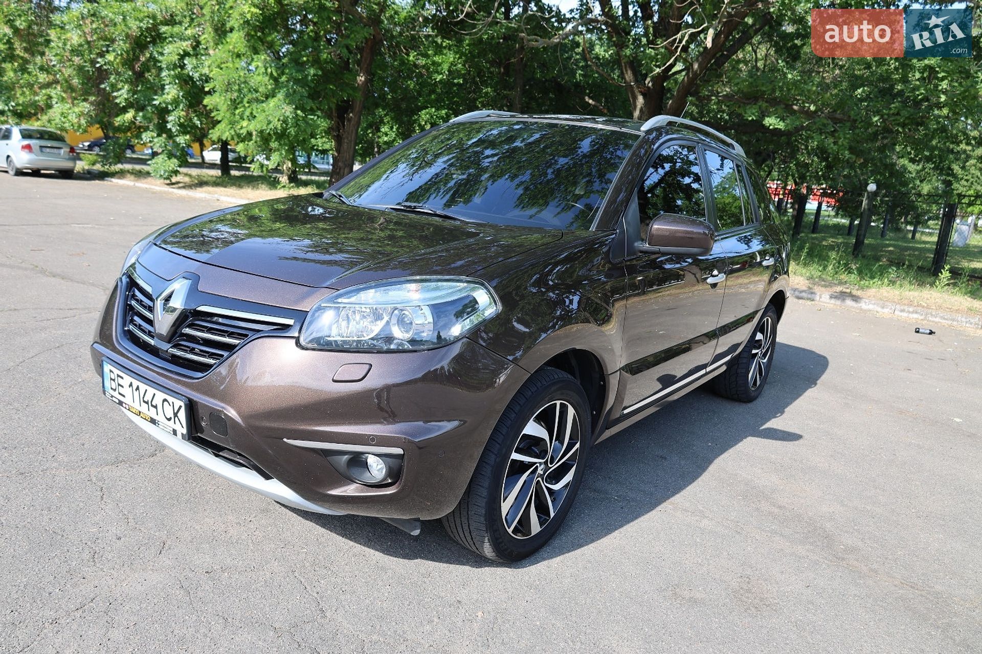 Renault Koleos 2015 VIN VF1VY7WGMUC552173 фото оголошення 2 з 46