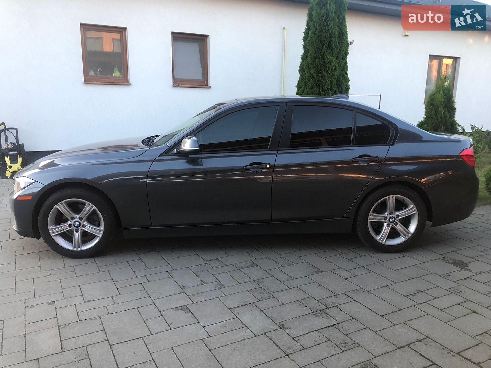 BMW 3 Series 2013 VIN WBA3C1G52DNR44321 фото оголошення 8 з 35