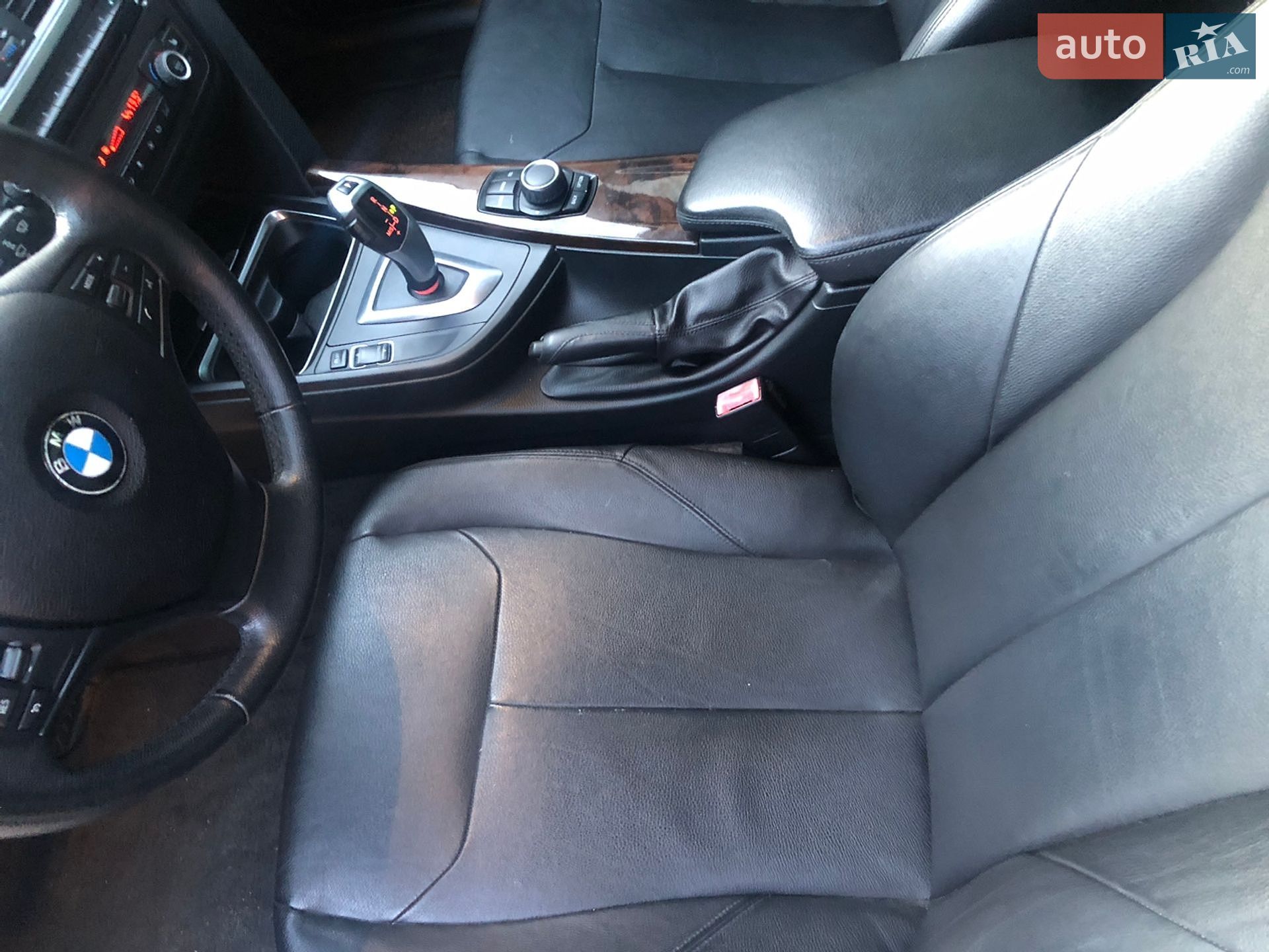 BMW 3 Series 2013 VIN WBA3C1G52DNR44321 фото оголошення 24 з 35