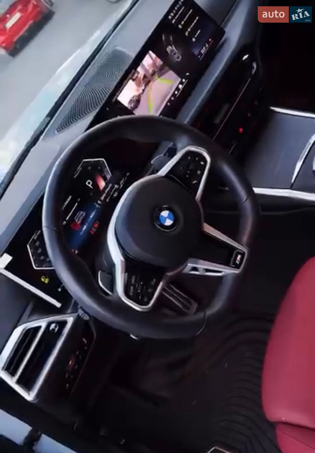 BMW 3 Series 2024 VIN WBA71FF090FT87650 фото оголошення 3 з 13