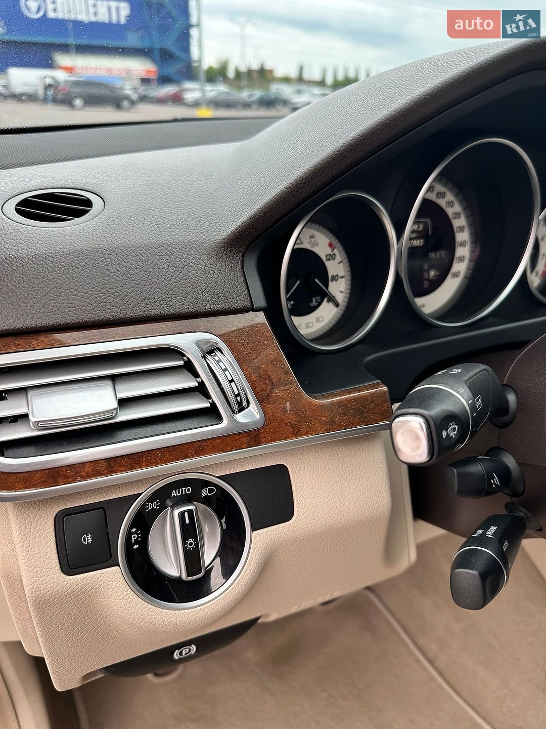 Mercedes-Benz E-Class 2014 VIN WDDHF8JBXFB086436 фото оголошення 17 з 45