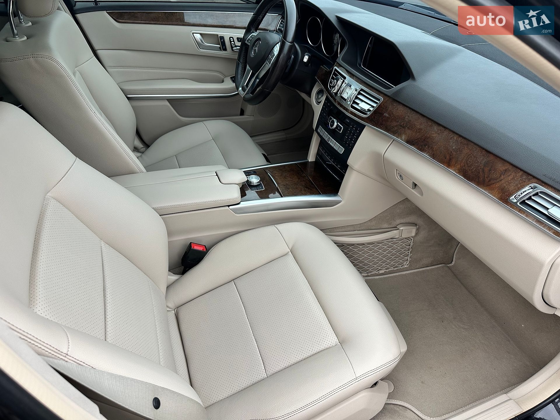Mercedes-Benz E-Class 2014 VIN WDDHF8JBXFB086436 фото оголошення 33 з 45
