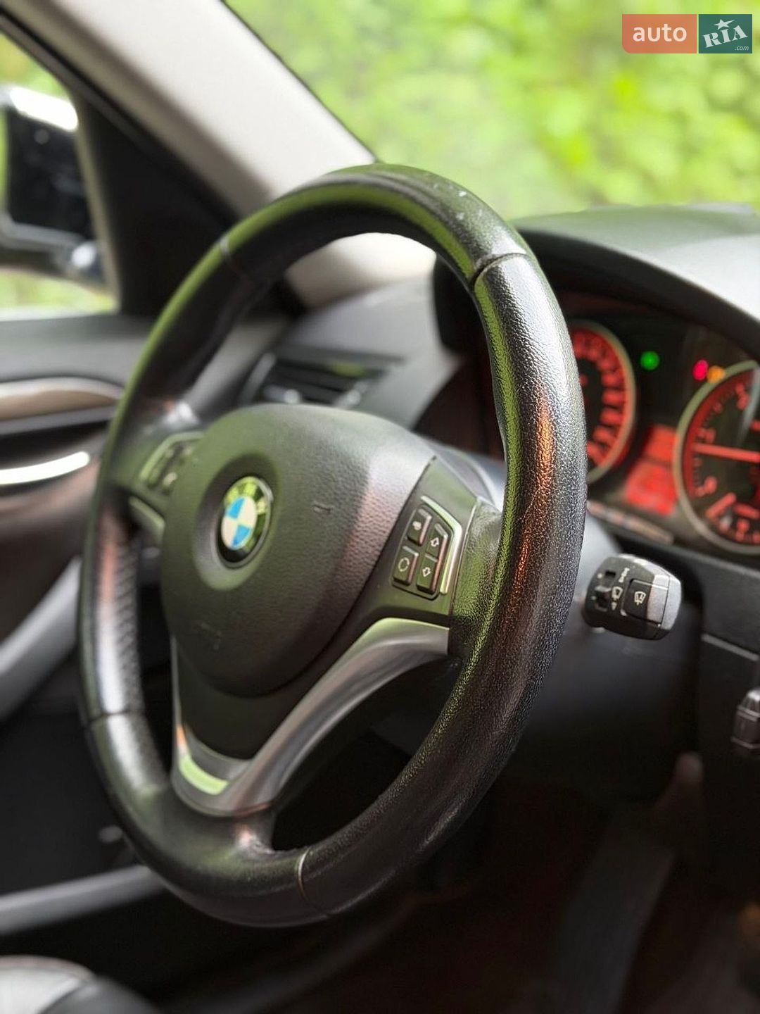 BMW X1 2013 VIN WBAVN71020VW82636 фото оголошення 7 з 20