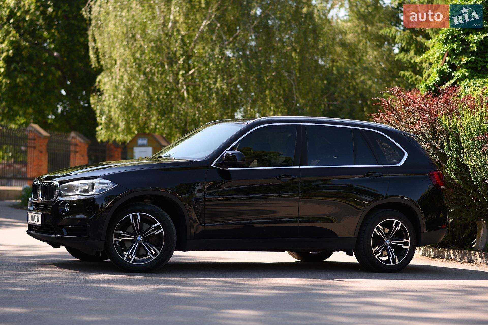BMW X5 2015 VIN WBALS010300K98188 фото оголошення 11 з 30