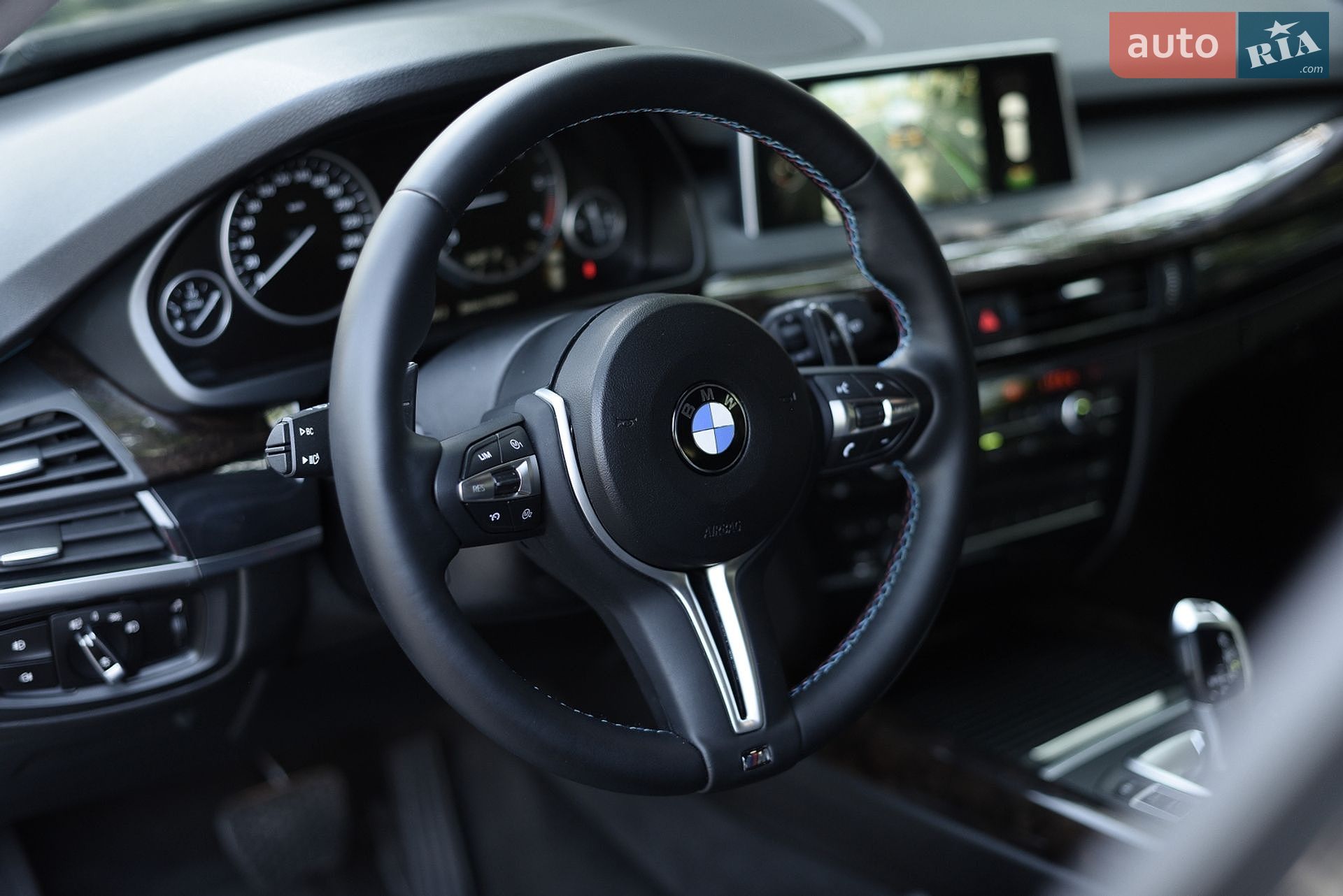 BMW X5 2015 VIN WBALS010300K98188 фото оголошення 20 з 30
