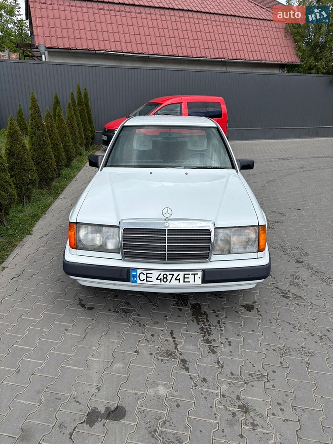 Mercedes-Benz E-Class 1987 VIN WDB1240201A591842 фото оголошення 4 з 13