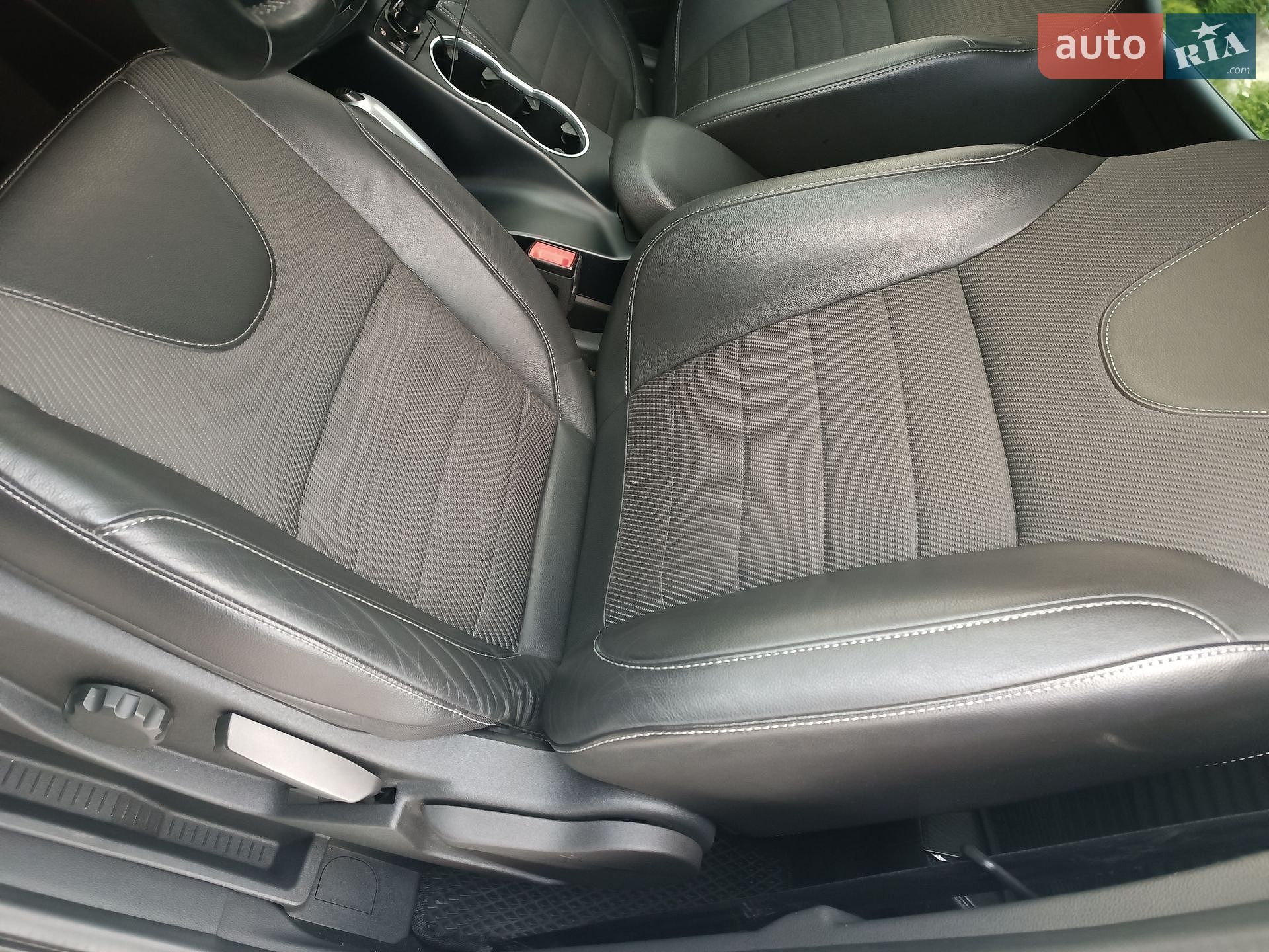 Ford Kuga 2014 VIN WF0AXXWPMAEM28607 фото оголошення 17 з 35