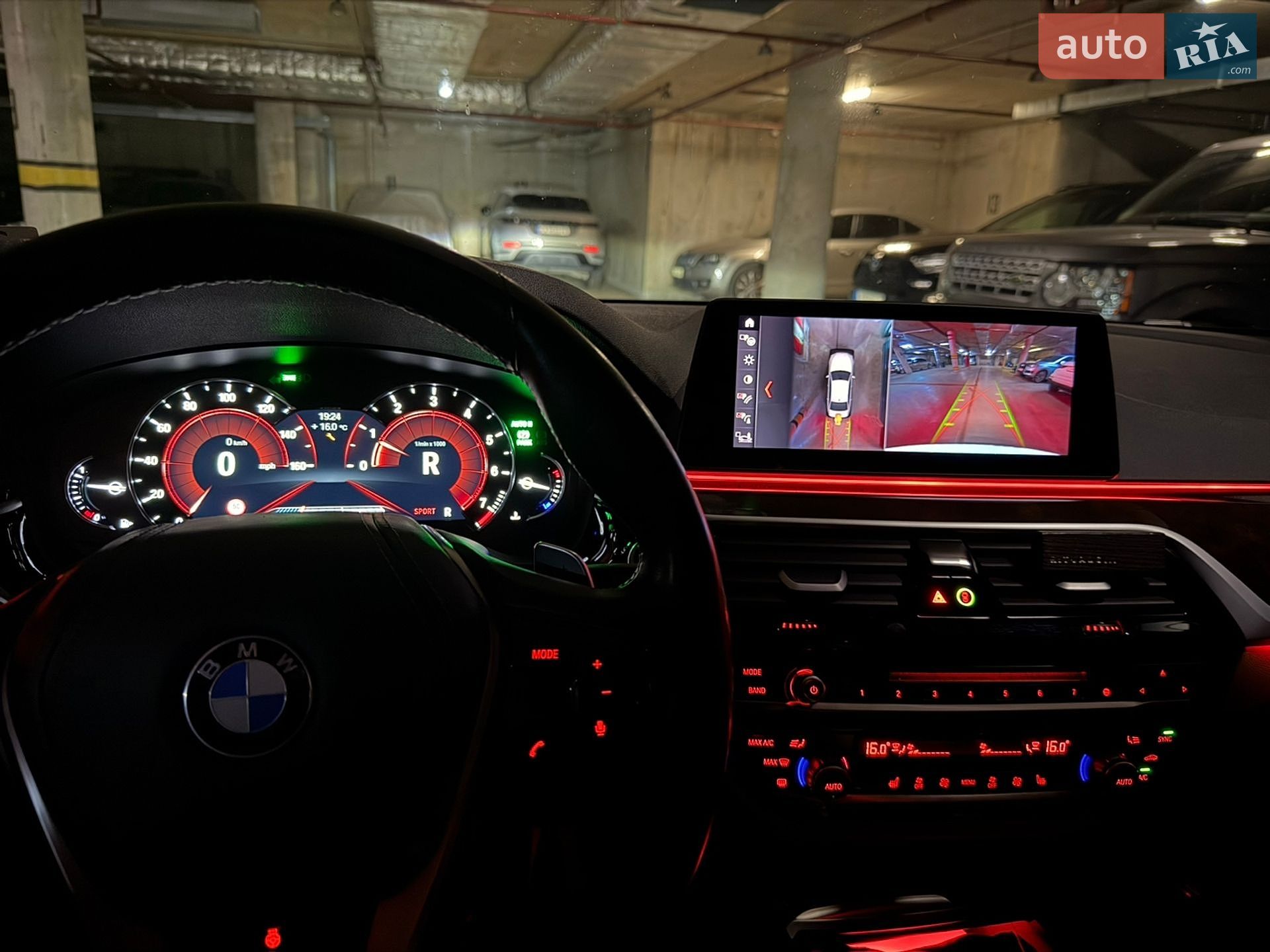 BMW 5 Series 2019 VIN WBAJA7C58KWW30654 фото оголошення 28 з 29