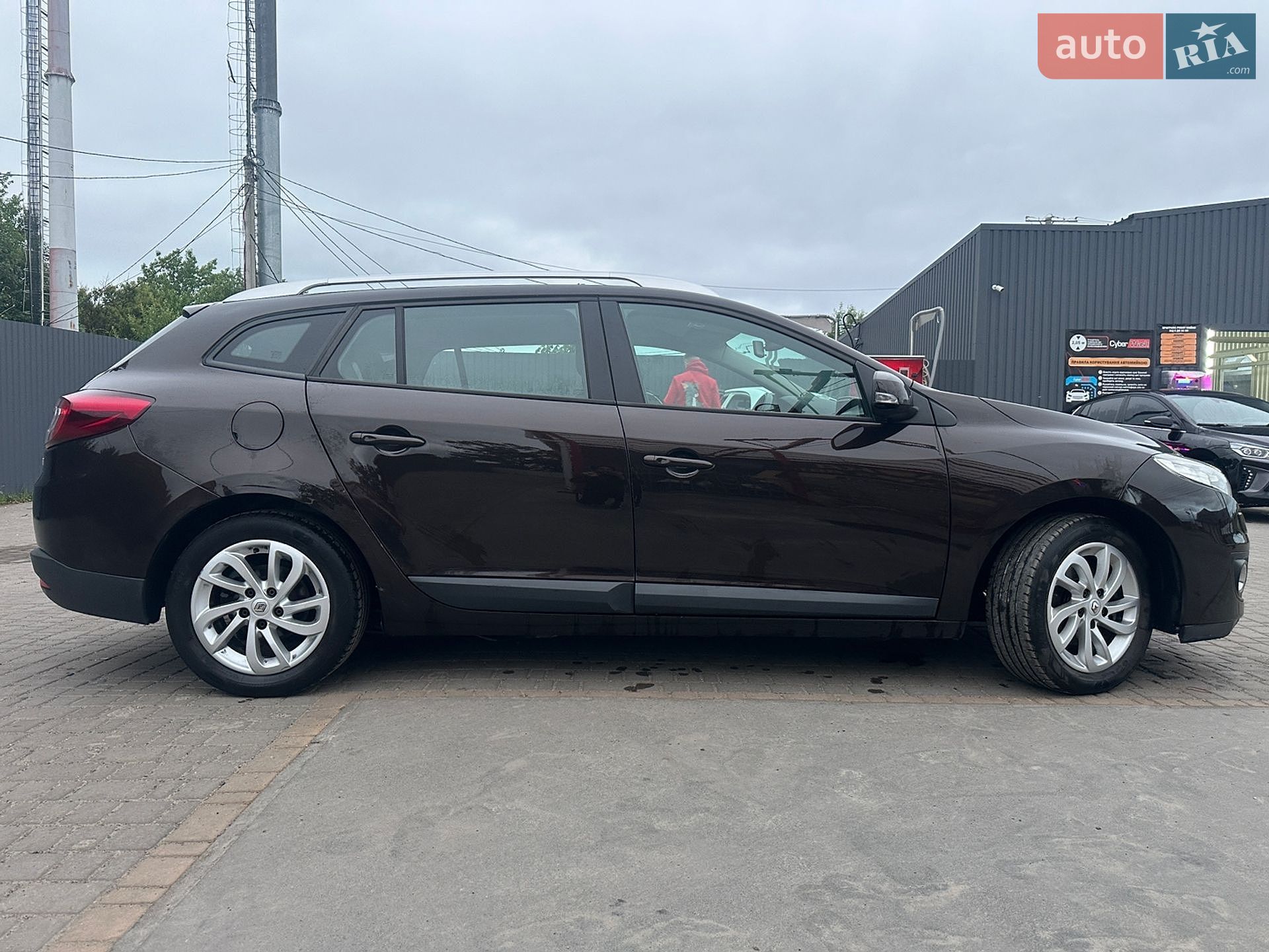 Renault Megane 2012 VIN VF1KZ140647468663 фото оголошення 8 з 8