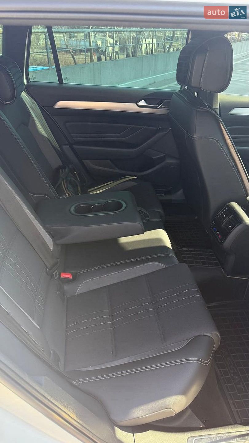 Volkswagen Passat 2021 VIN WVWZZZ3CZME106586 фото оголошення 27 з 45