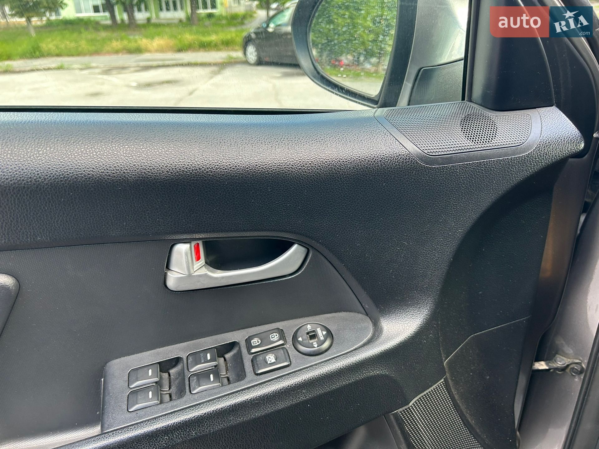 Kia Sportage 2012 VIN KNDPB3A25D7374837 фото оголошення 7 з 118
