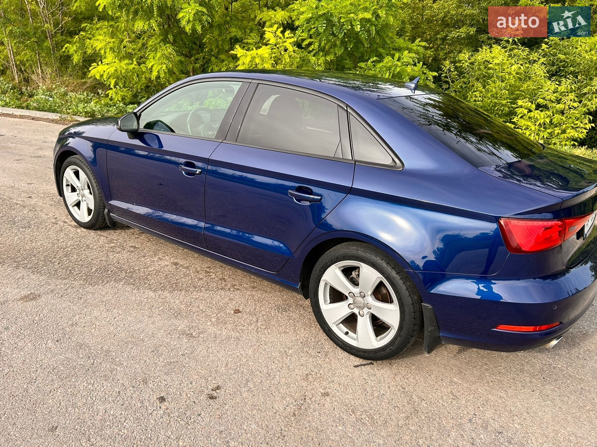 Audi A3 2014 VIN WAUZZZ8V8E1024661 фото оголошення 12 з 13