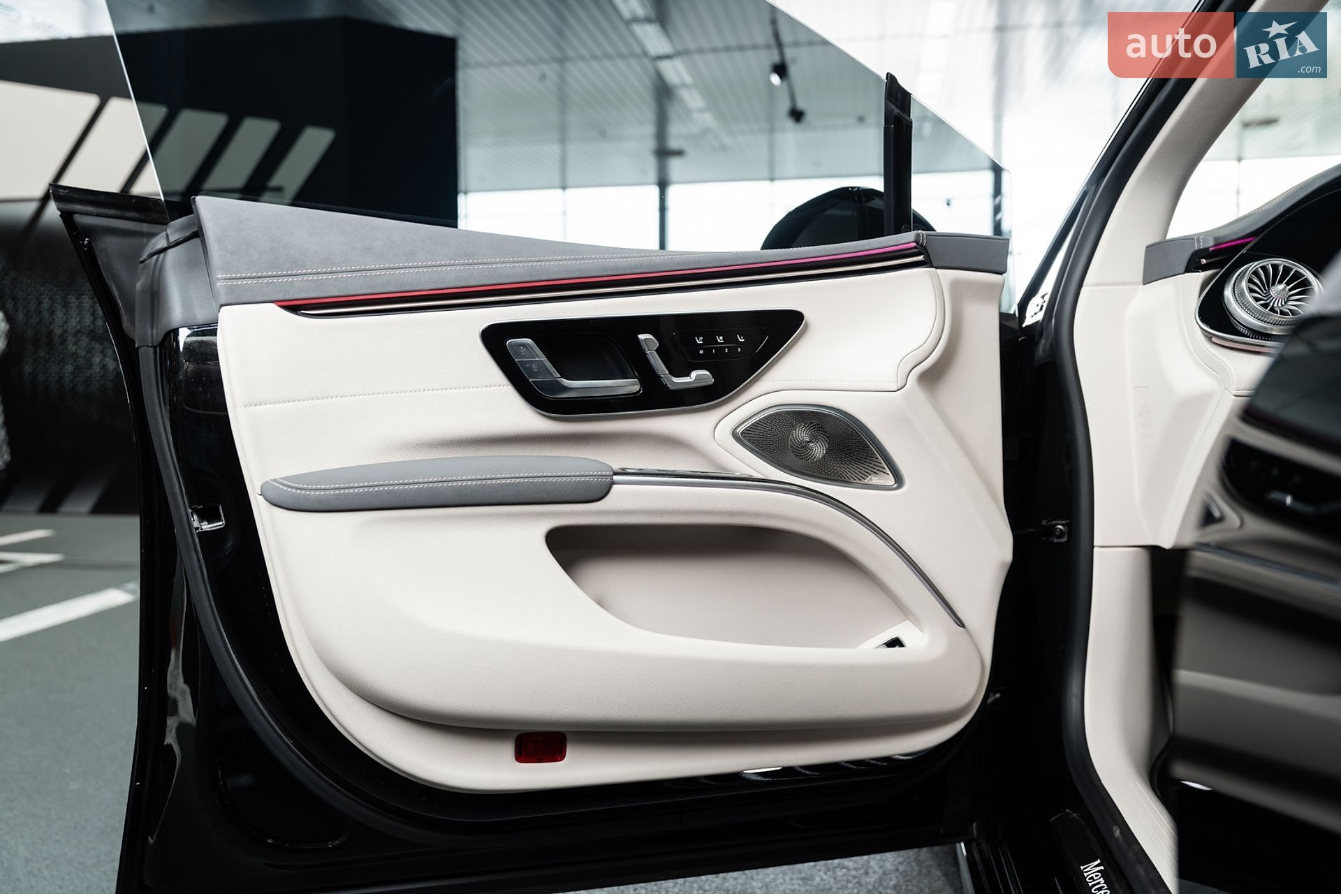 Mercedes-Benz EQS 2022 VIN W1K2971441A014910 фото оголошення 8 з 22