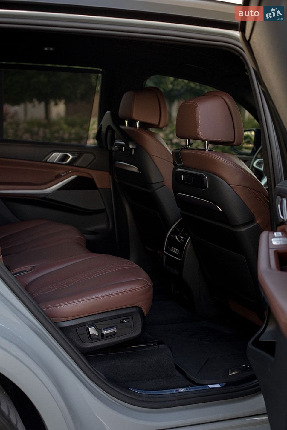 BMW X7 2024 VIN WBA21EN0809W36377 фото оголошення 35 з 40