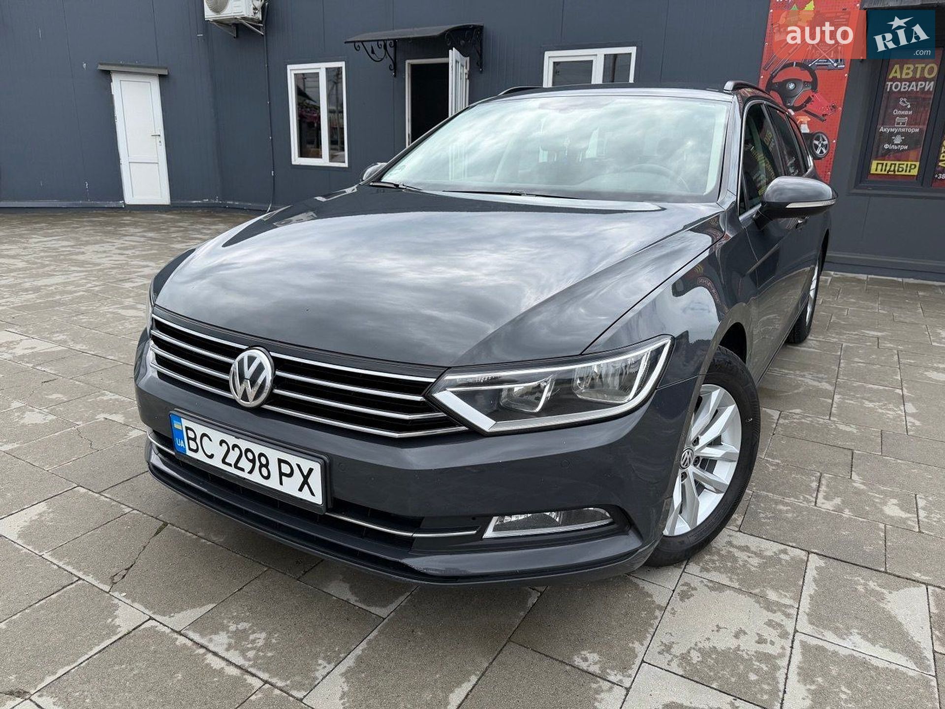 Volkswagen Passat 2017 VIN WVWZZZ3CZHP029875 фото оголошення 2 з 29