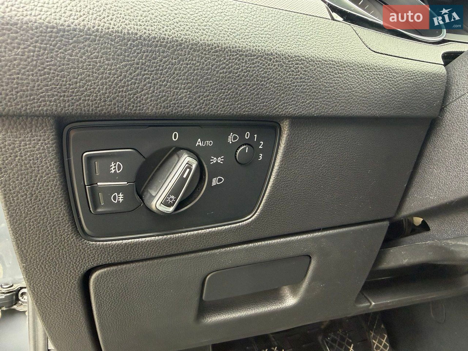 Volkswagen Passat 2017 VIN WVWZZZ3CZHP029875 фото оголошення 14 з 29
