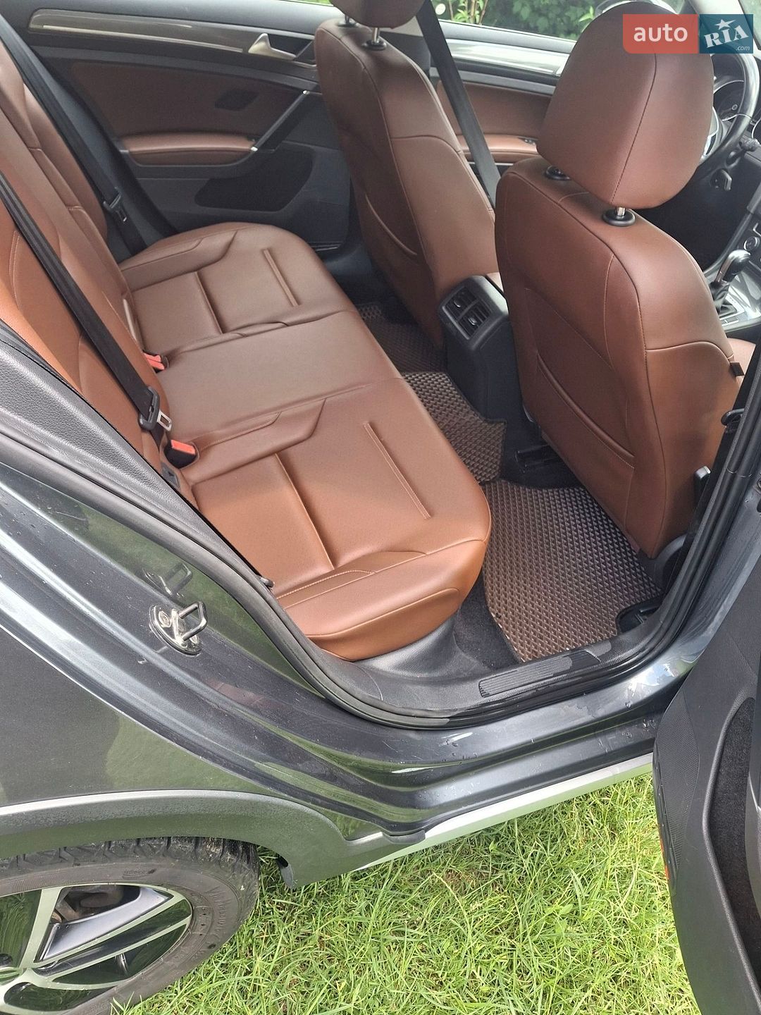 Volkswagen Golf Alltrack 2017 VIN 3VWH17AU1HM509837 фото оголошення 10 з 12