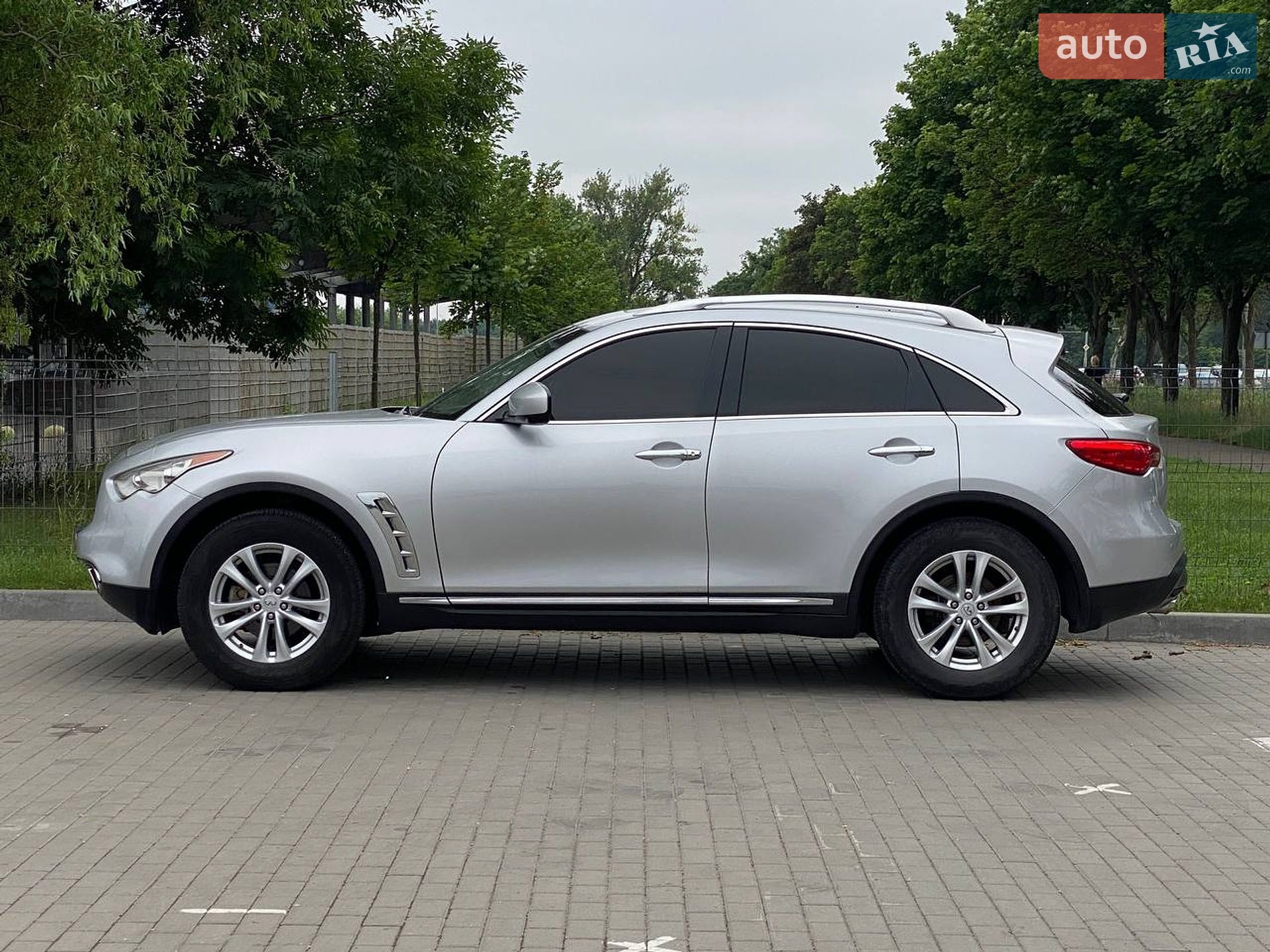 Infiniti QX70 2015 VIN JN8CS1MW6GM751056 фото оголошення 5 з 24