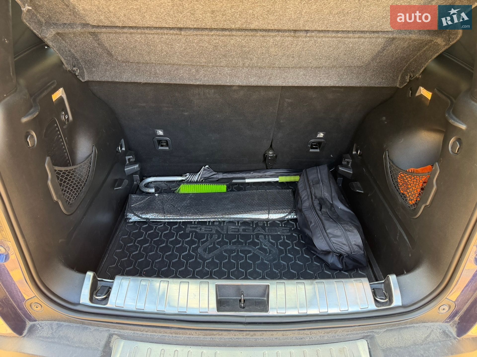 Jeep Renegade 2016 VIN 1C4BU0000HPE93666 фото оголошення 12 з 12