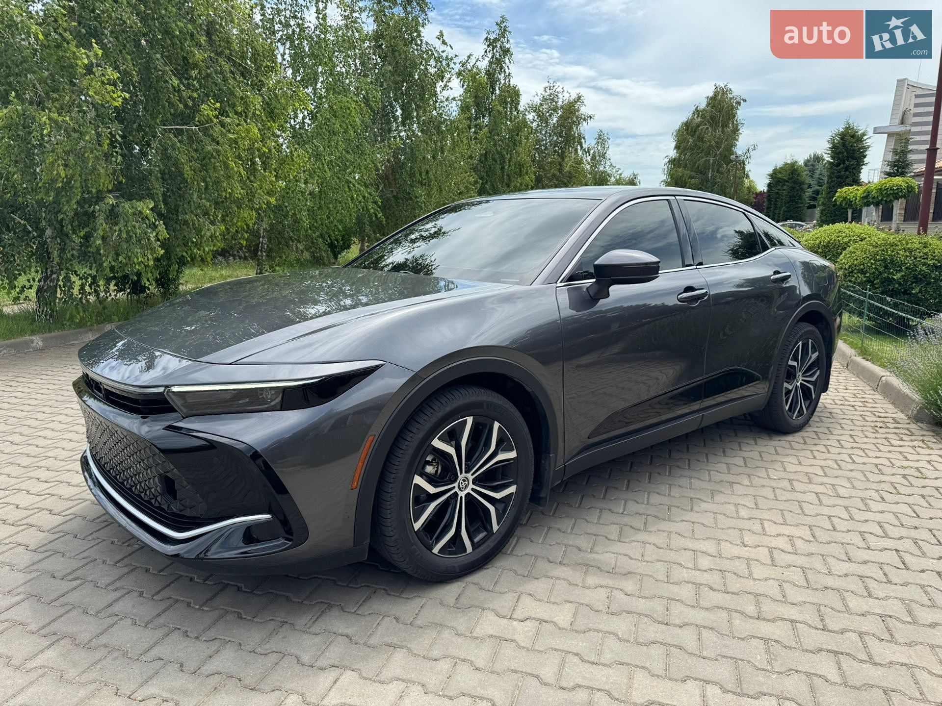 Toyota Crown 2023 VIN JTDAAAAF1P3017523 фото оголошення 3 з 30