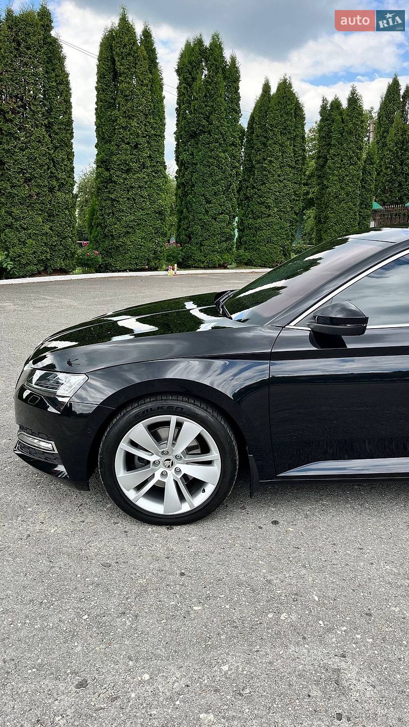 Skoda Superb 2022 VIN TMBAH7NP7N7010406 фото оголошення 9 з 48