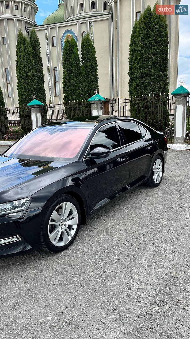 Skoda Superb 2022 VIN TMBAH7NP7N7010406 фото оголошення 14 з 48