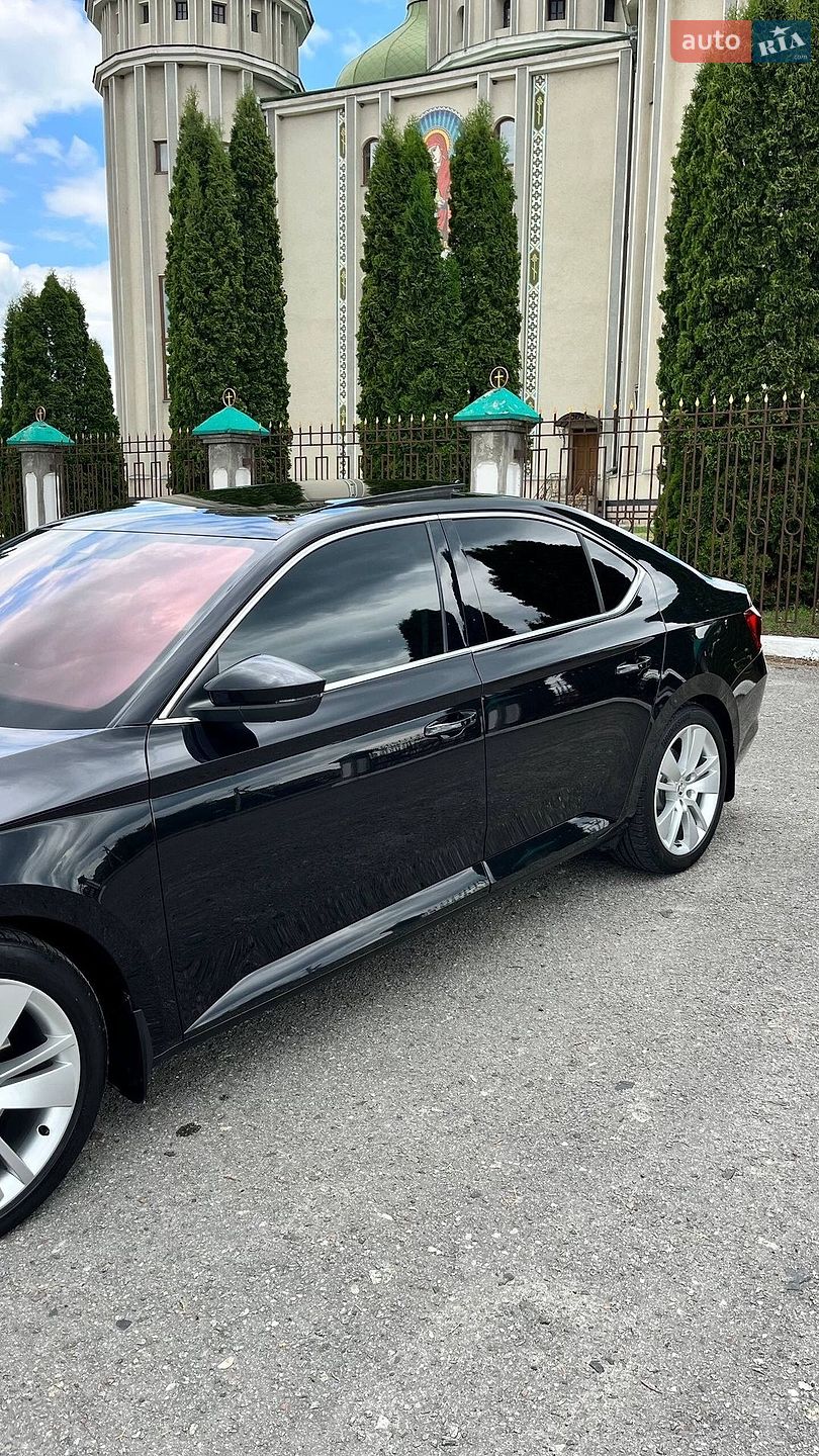 Skoda Superb 2022 VIN TMBAH7NP7N7010406 фото оголошення 16 з 48