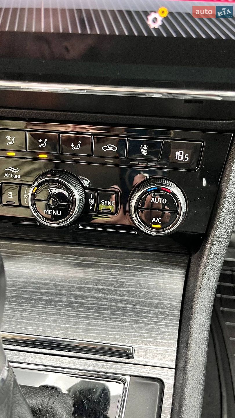 Skoda Superb 2022 VIN TMBAH7NP7N7010406 фото оголошення 36 з 48