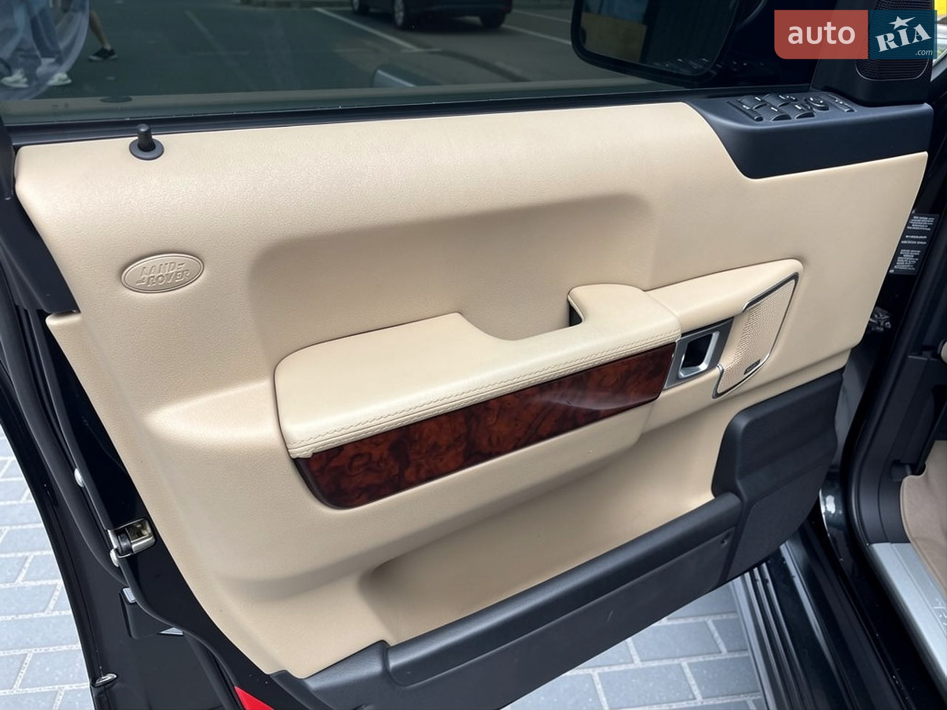 Land Rover Range Rover 2010 VIN SALMF1D49AA311045 фото оголошення 26 з 61