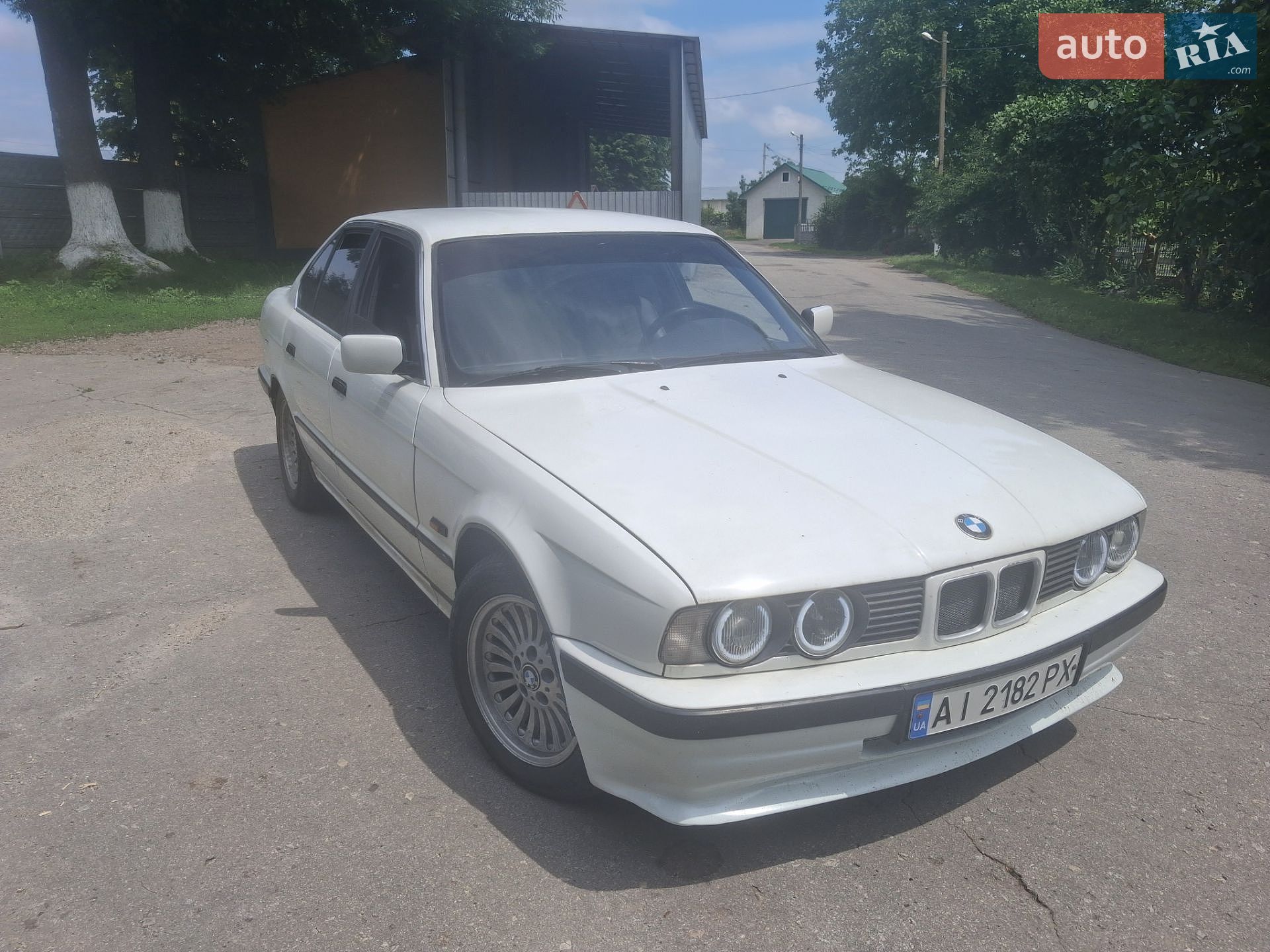 BMW 5 Series 1993 VIN WBAHB51060GG25180 фото оголошення 2 з 7