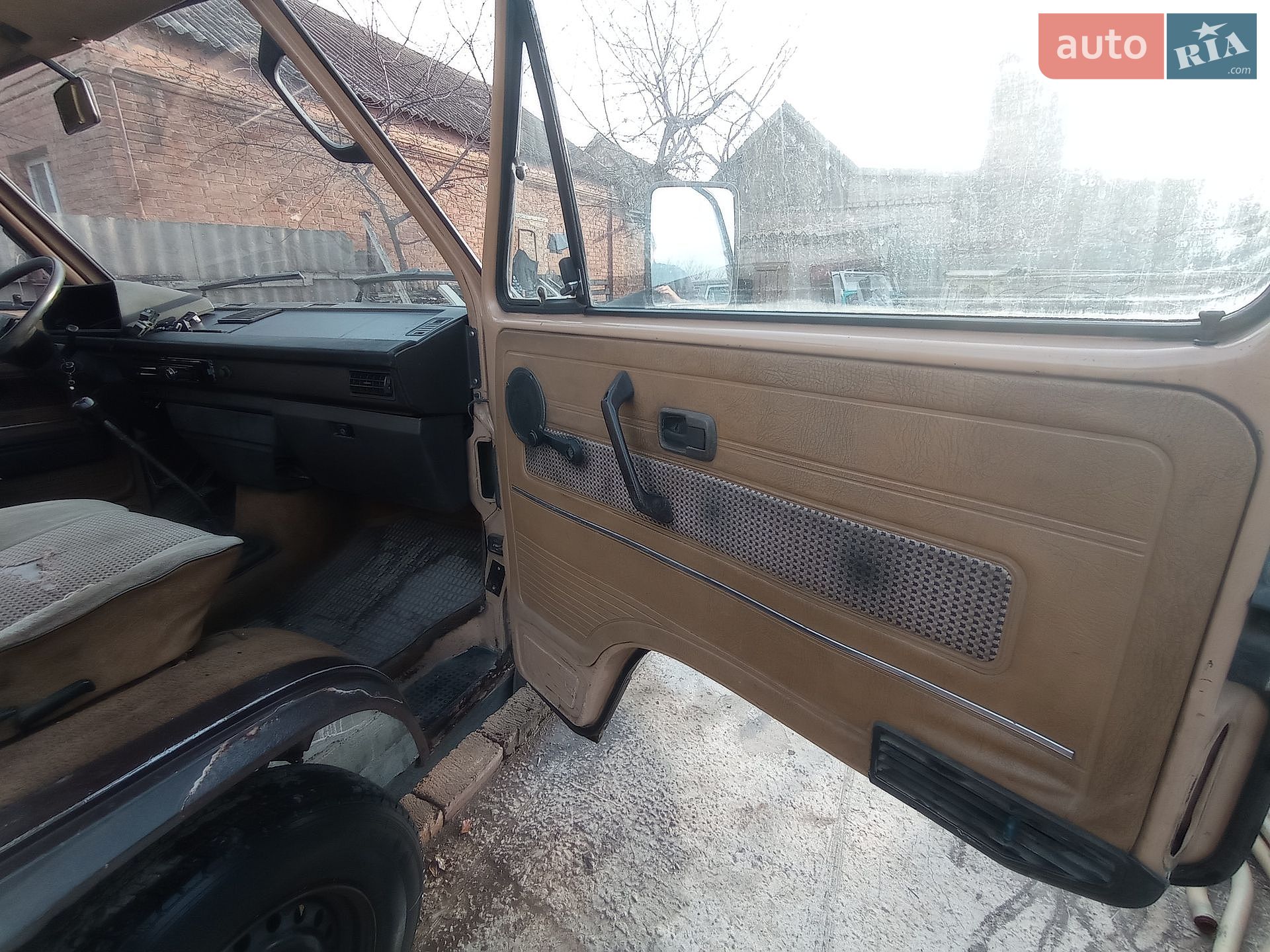 Volkswagen Caravelle 1984 VIN VW2ZZZ25ZEH088378 фото оголошення 10 з 16