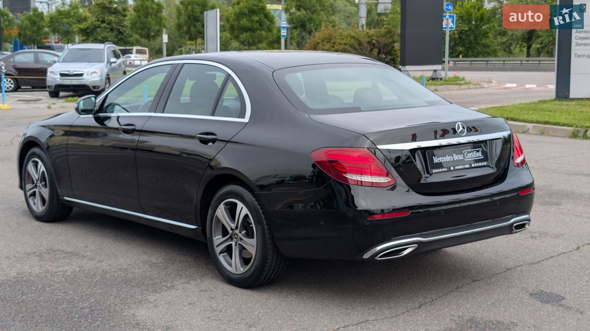 Mercedes-Benz E-Class 2019 VIN WDD2130431A688918 фото оголошення 3 з 17