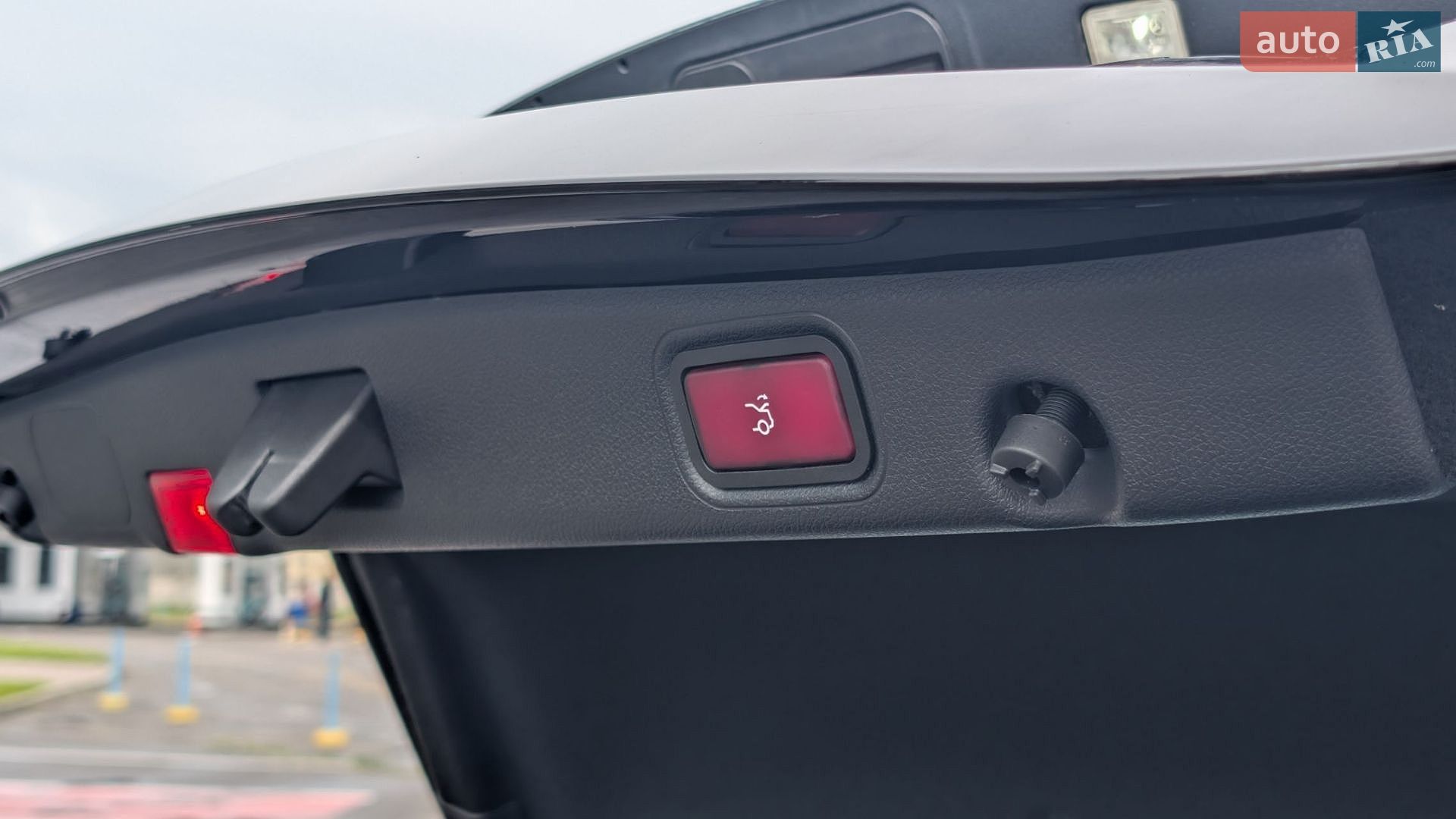 Mercedes-Benz E-Class 2019 VIN WDD2130431A688918 фото оголошення 14 з 17