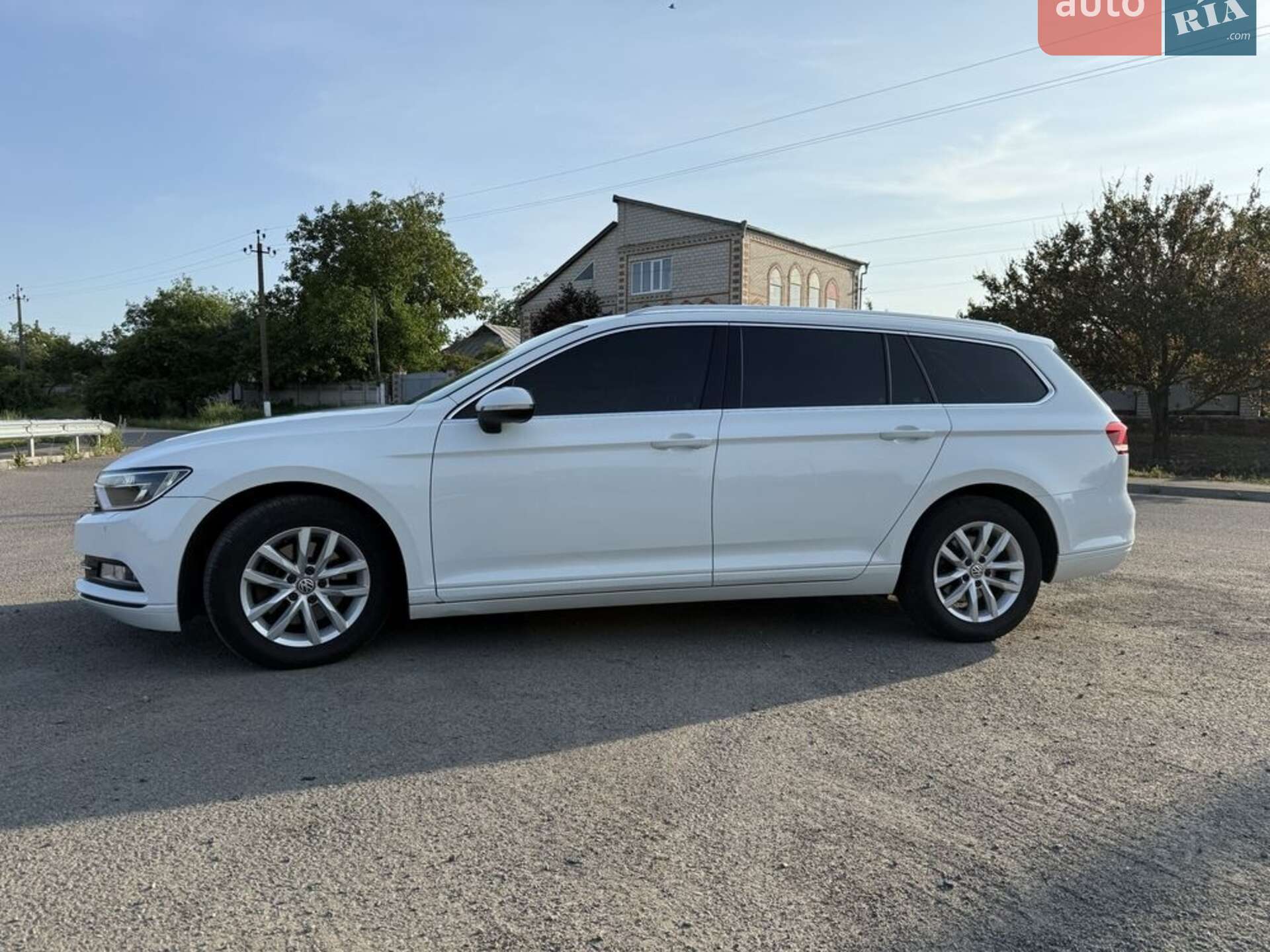 Volkswagen Passat 2014 VIN WVWZZZ3CZFE431106 фото оголошення 6 з 20