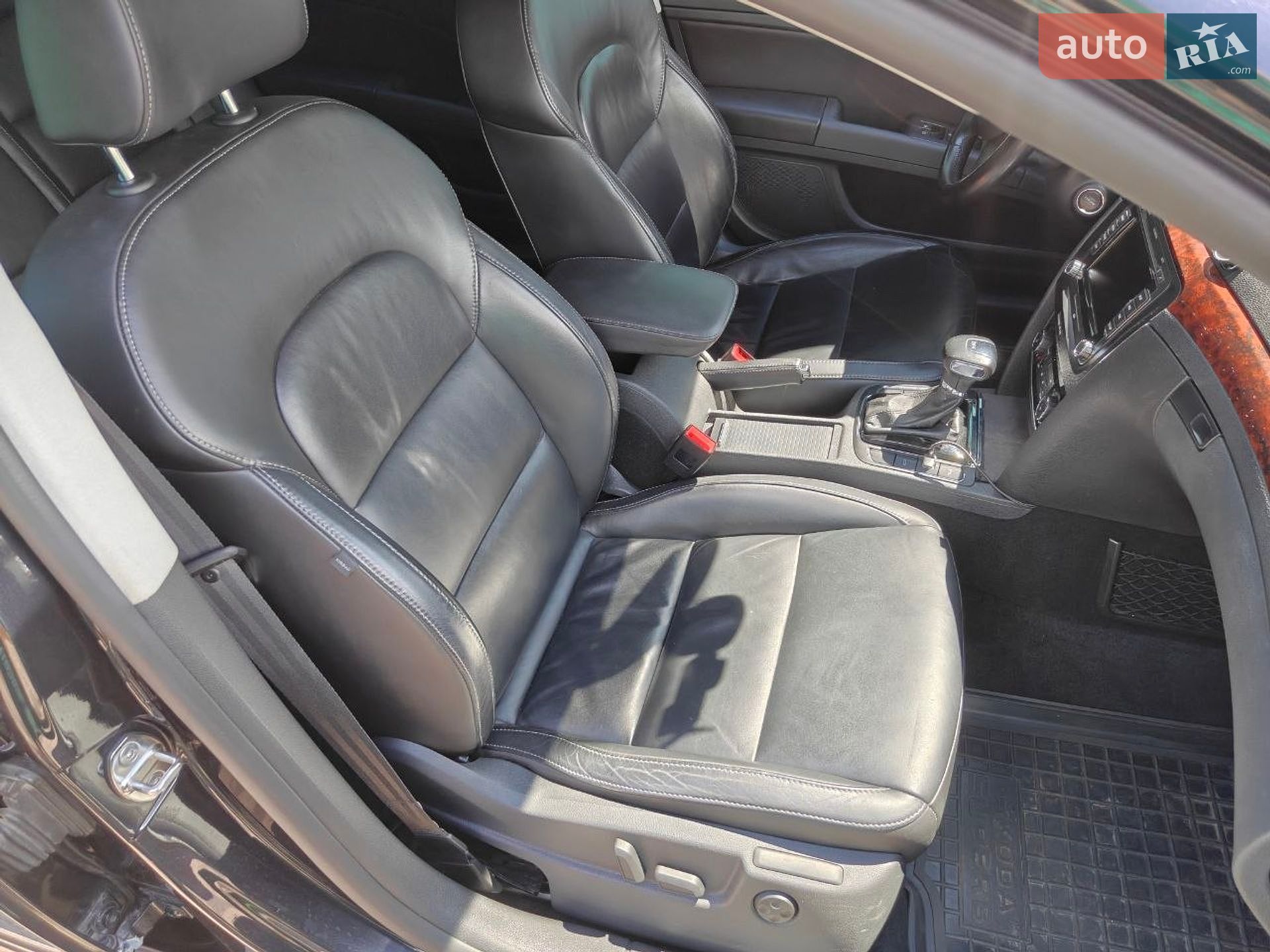 Skoda Superb 2010 VIN TMBJH73TXB9042069 фото оголошення 70 з 137