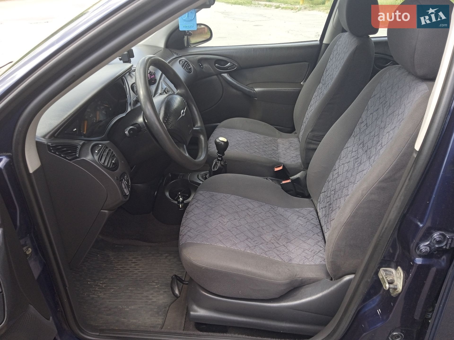 Ford Focus 2001 VIN WF0NXXGCDNYY15947 фото оголошення 23 з 45
