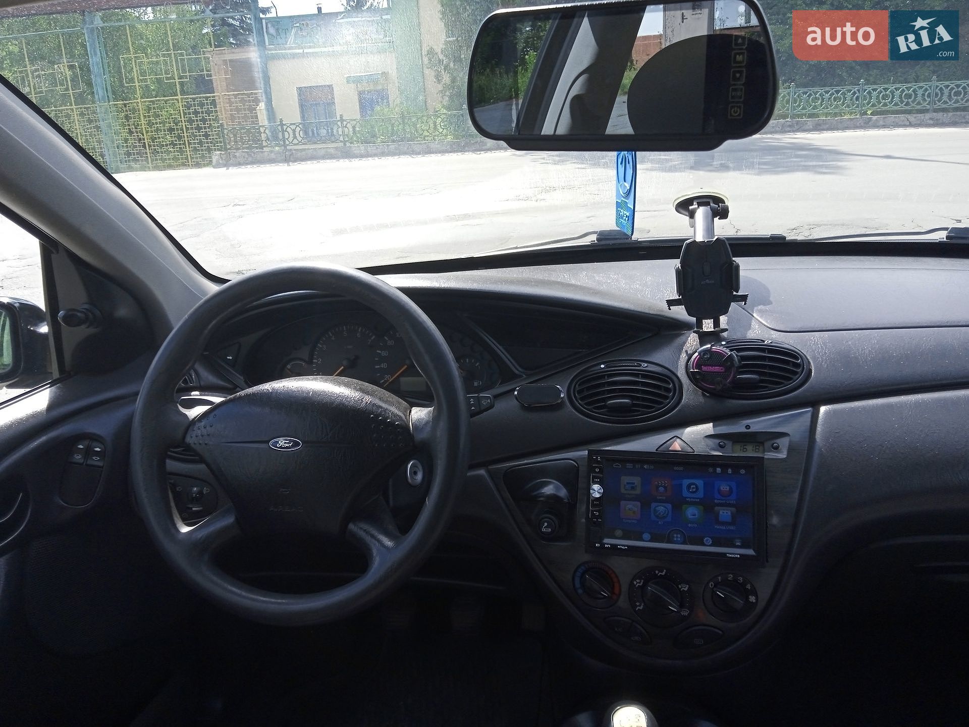 Ford Focus 2001 VIN WF0NXXGCDNYY15947 фото оголошення 25 з 45